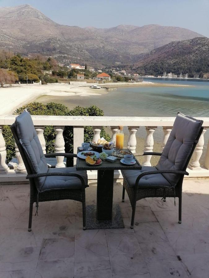 Sweet Village Hotel By The Sea Slano Eksteriør billede